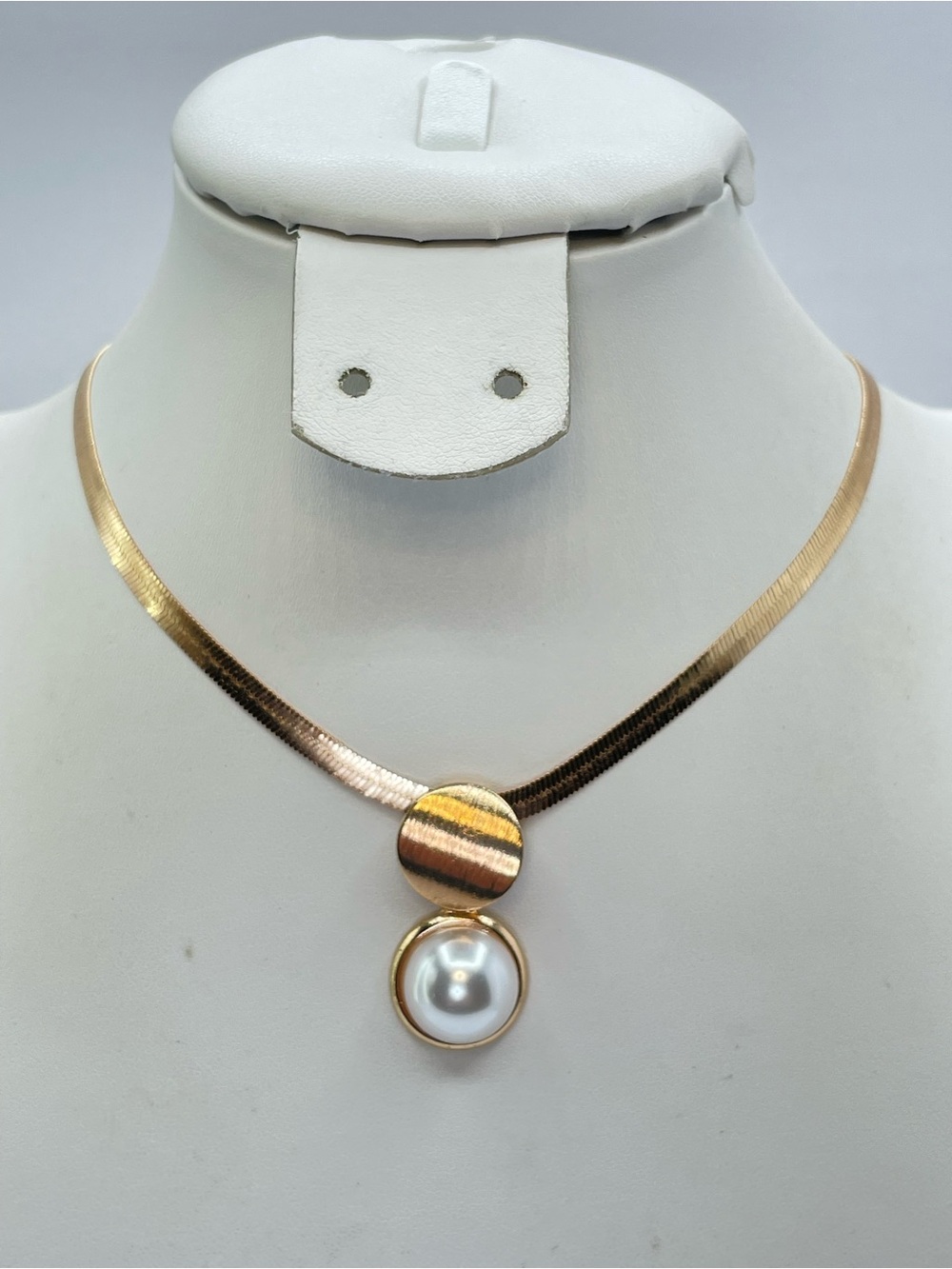 Gold Herringbone Faux Pearl Pendant Necklace Modern Minimalist Glam Elegant - Picture 1 of 5